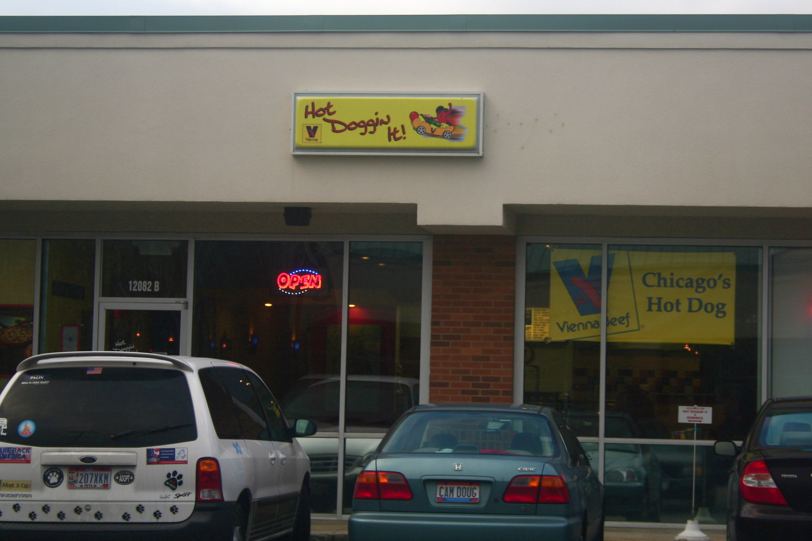 Hot Doggin' It!