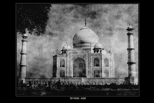 Taj Mahal early 1900 or 2010?? by Mangini Adalberto & Laura - sorry busy