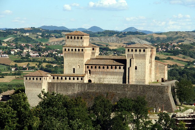 Castello di Torrechiara _05