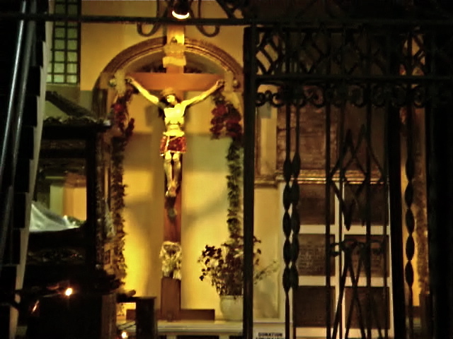 Santa Cruz Church Interiors (Manila 2008)