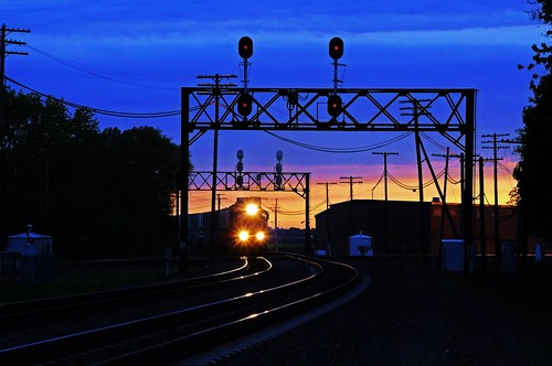 railroad sunset trains rochelle signalbridge
