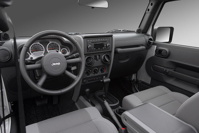2009-jeep-wrangler-unlimited-interior | Arrigo Dodge Chrysler Jeep | Flickr