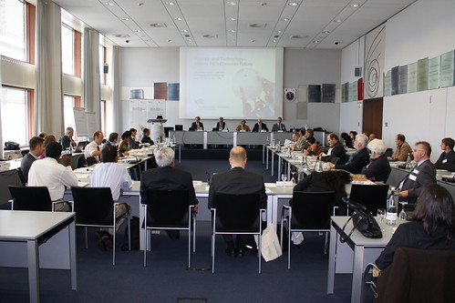 Science for Sustainability - Driver for a Common Future | by UNU-ViE_SCIENTIA