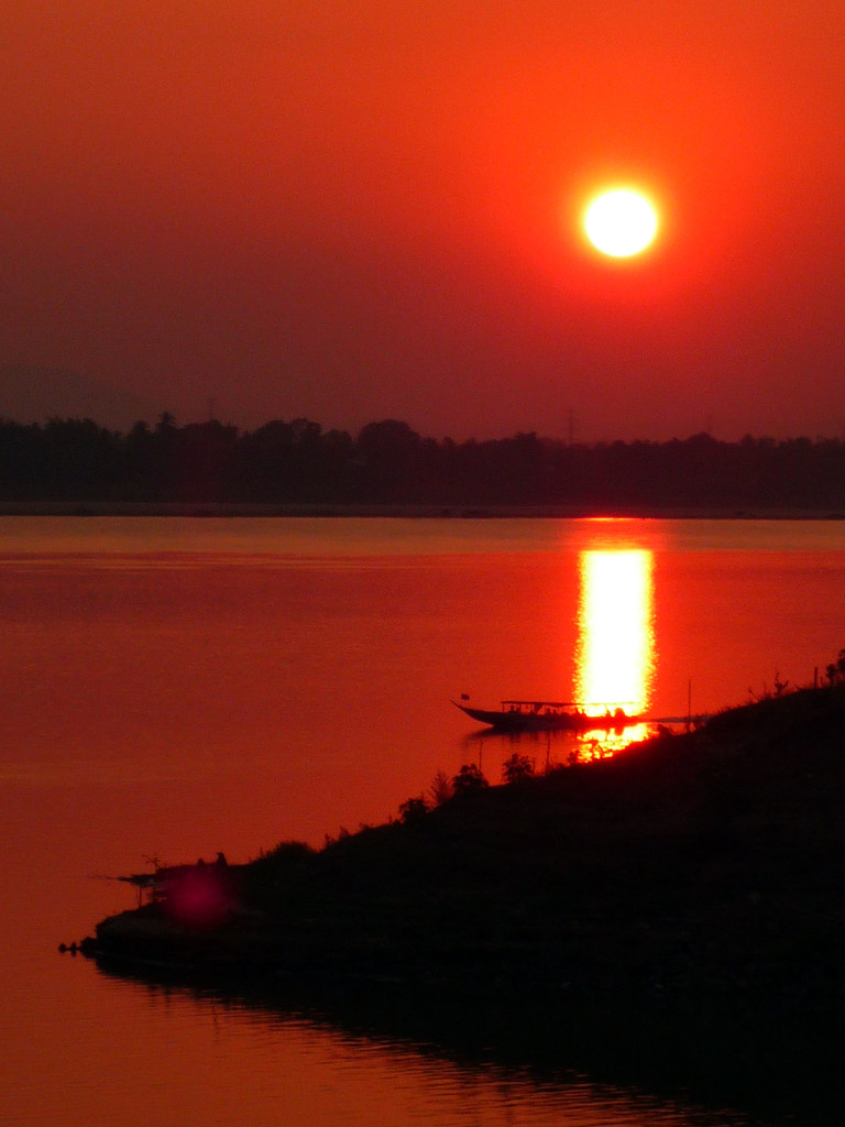 Laos. 019.El Mekong.Puesta de sol 1