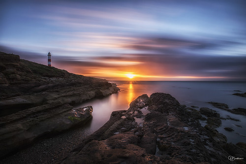 tarbatness portmahomack lighthouse easterross scotland coast sunrise dawn grahambradshaw