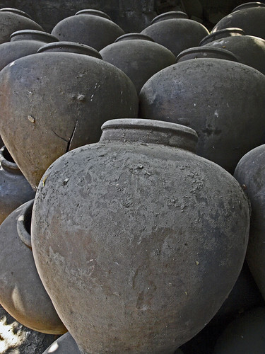 Tapayan | Tapayan, also known as burnay, banga - a tradition… | Flickr