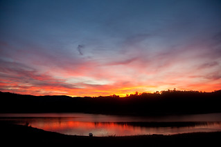 Sunrise over Lake Lyell