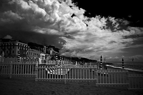 Perturbazione by [Biagio]