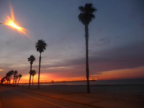 Sunrise - City Beach and Oceanside Pier | Joe Wolf | Flickr
