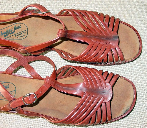 Vintage rubber sandals brown woven Size 8 US | These are suc… | Flickr