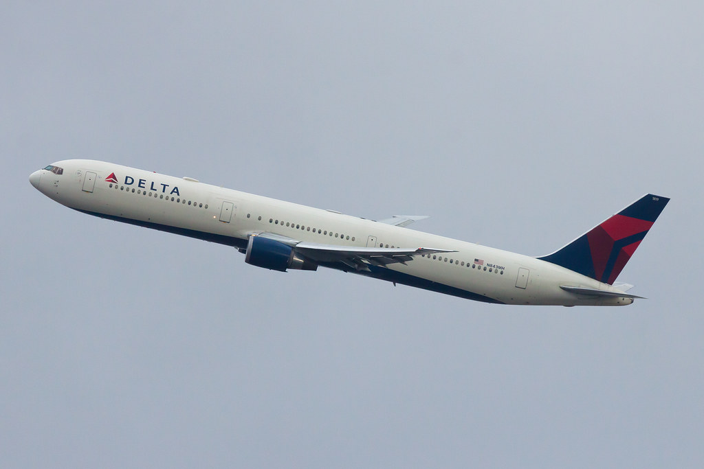 南 Delta Air Lines Boeing 767-400ER N843MH | Departing for Los … | Flickr