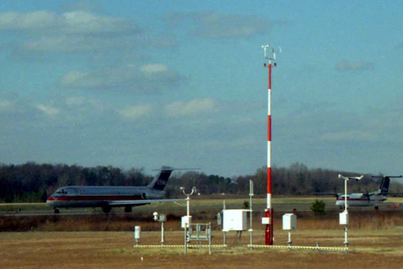 Charlotte Douglas Airport (1995)