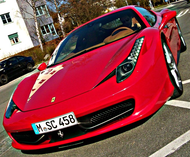 Kunst und Photo, closer, kshotcc --> Ferrari 458 Italia , rot, rosso, red. Erlkönig Ferrari 458