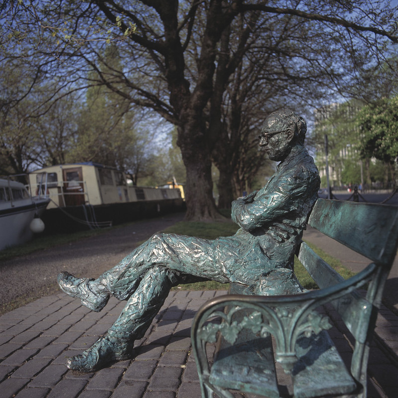 Dublin-Patrick Kavanagh Statue