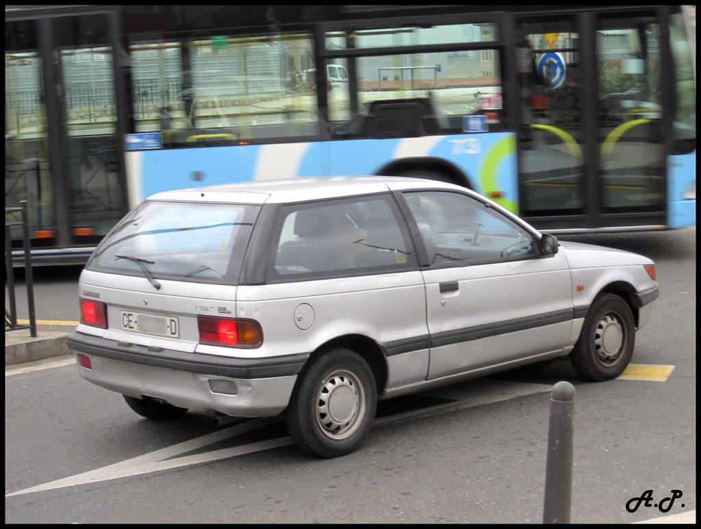 Mitsubishi colt 1990