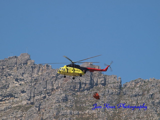 flying fire squad passing Table Mountain
