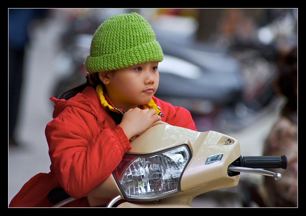 flickred motorcycle mama | hanoi 2010 | kroywen68 | Flickr