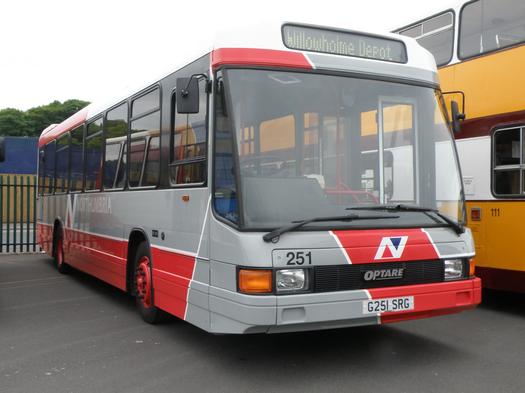 DAF SB220 Optare Delta | Its a sure sign of getting old when… | Flickr