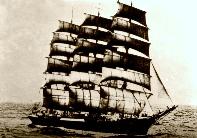 la fragata Lautaro, al buque escuela