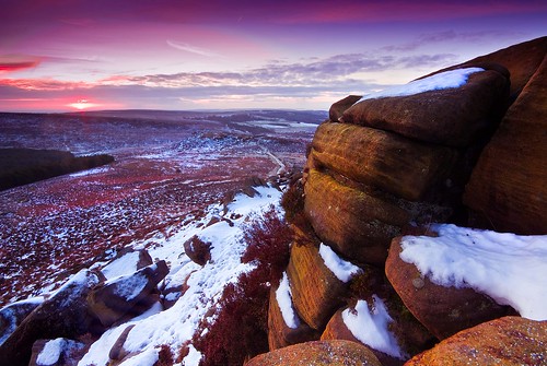 Freezing Cold Morning at Higger Tor - The Peak District by Dinky Do's