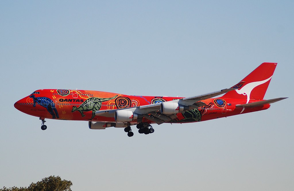 Qantas Boeing 747-438ER; VH-OEJ@LAX;19.04.2007/465ig