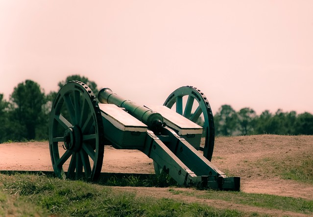 Cannon at Yorktown Battlefield