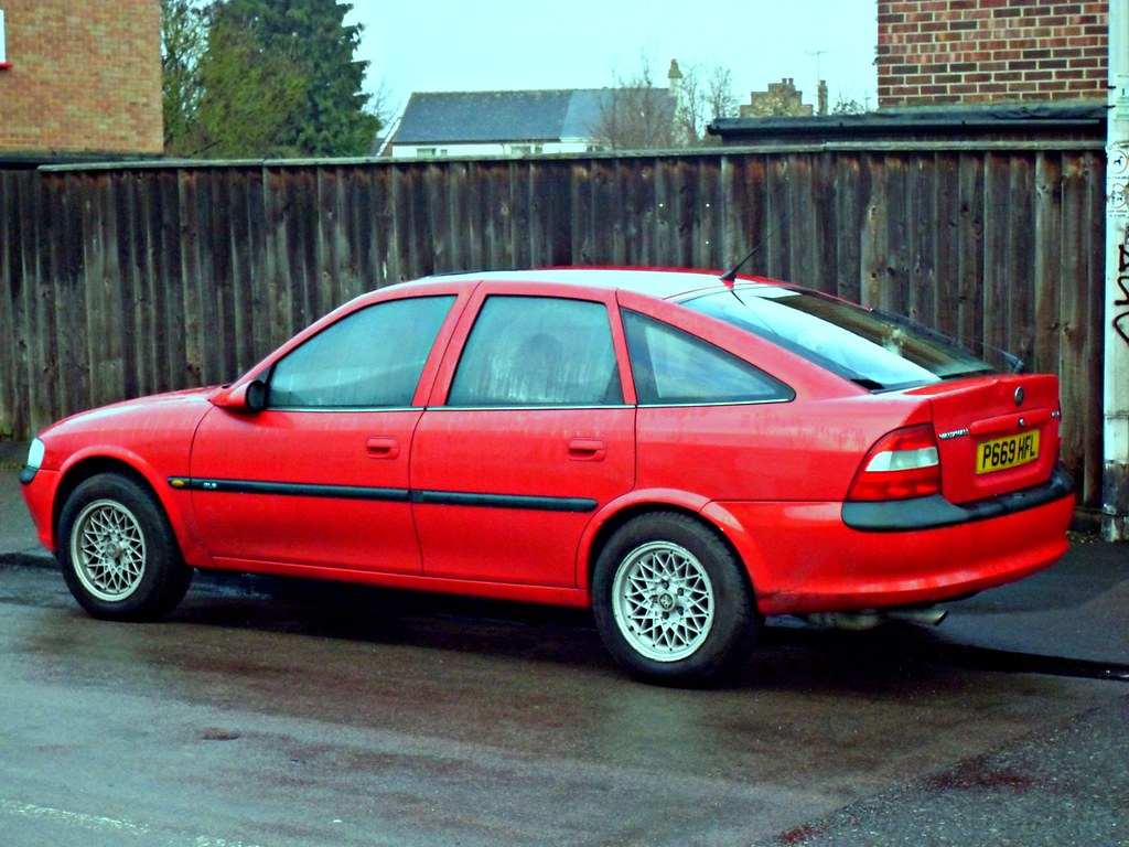 Вектра б 96 года. Opel Hatchback 1996. Opel Vectra 96. Opel Vectra 96 год. Опель Вектра 96г.