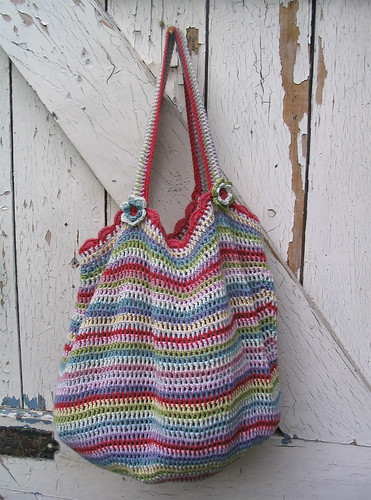 saggy baggy bag | finished my first ever crochet project whi… | Flickr