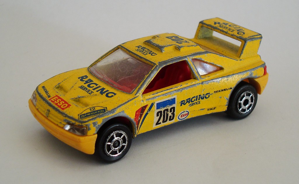 Voiture Miniature Majorette Peugeot 405 T16 - Échelle 1:60, Occasion