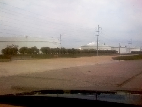 هجوم بمسيّرات بحرية يتسبب في حريق بناقلة نفط قبالة سوتشي الروسية