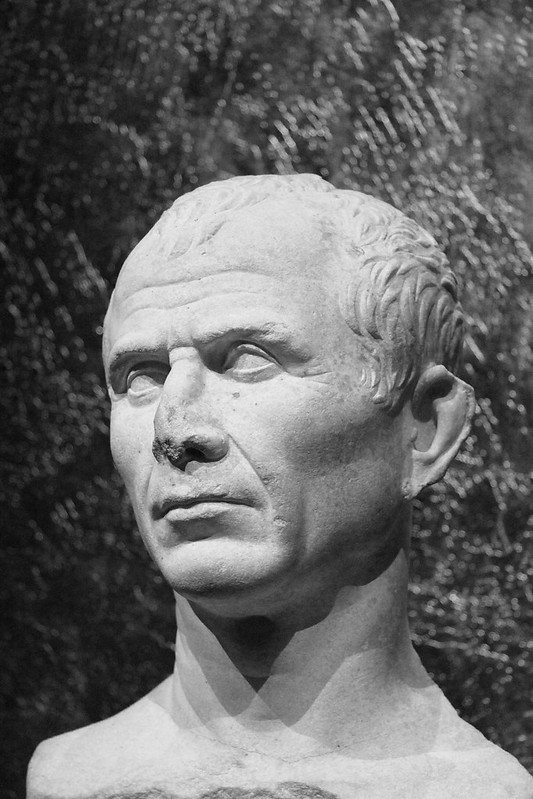 Julius Caesar, Arles