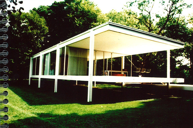 Farnsworth House - Side / Back View