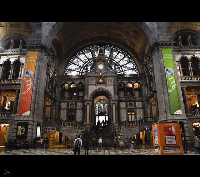 Antwerpen CS , The Entrance Hall   -   (Explore)
