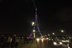 Tour Eiffel qui change de couleur !
