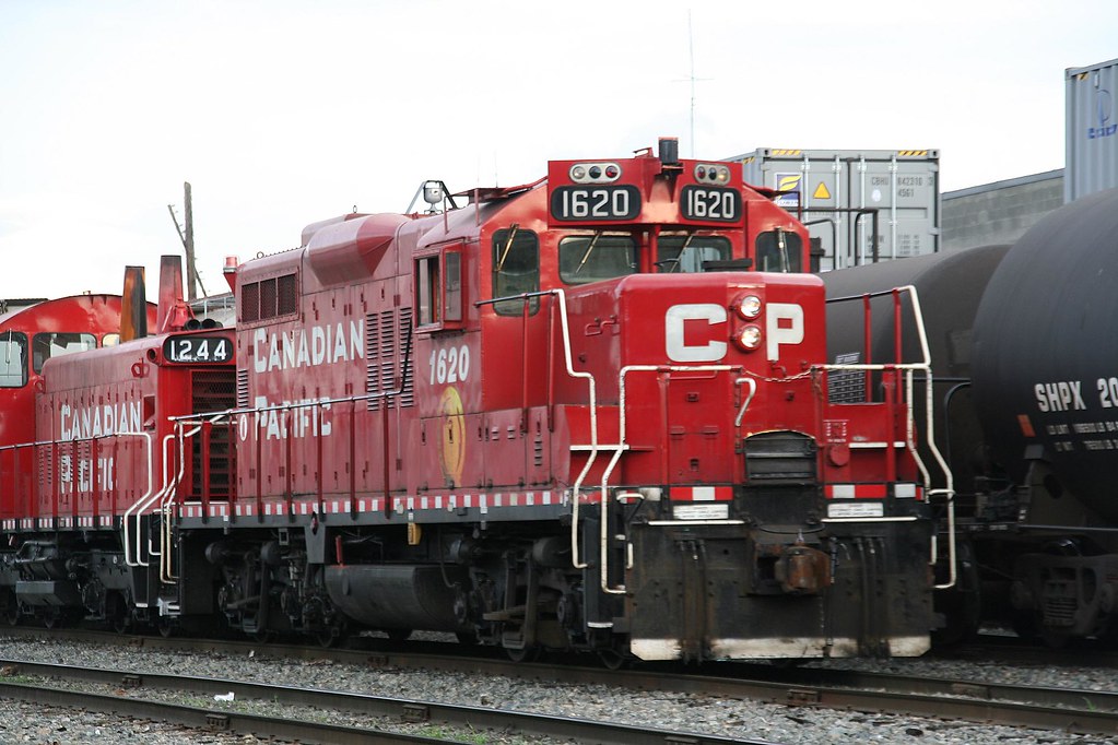 CP 1244 SW1200RSu & CP 1620 GP9u at Vancouver | CP 1244 SW12… | Flickr