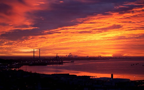 sky reflection portugal sunrise river bay nikon setubal sado chimneys d90