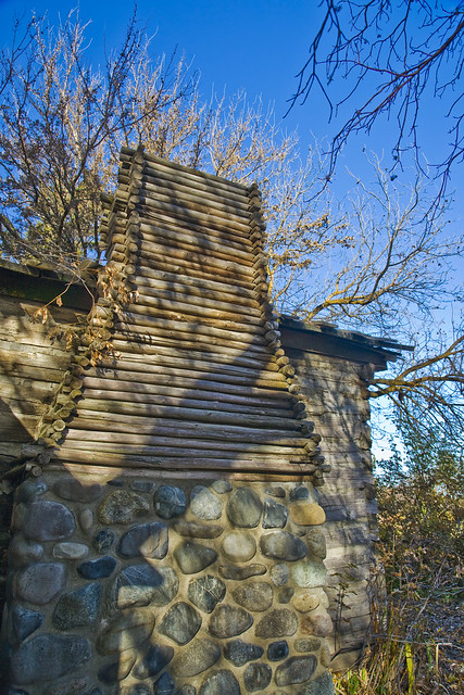 Log cabin in Olmsted Place State Park