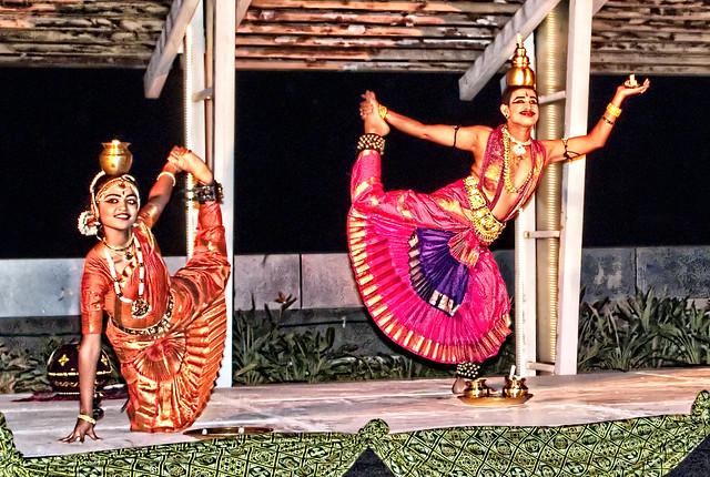 India Dancers - Traditional Dance
