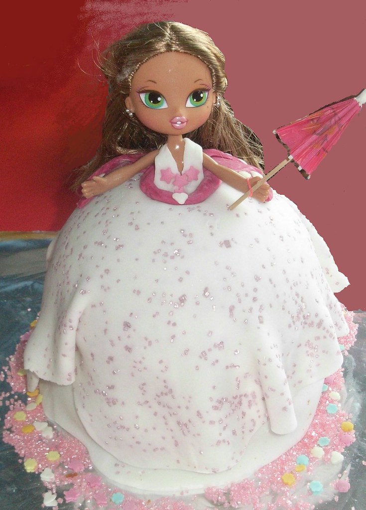 Cake bratz doll Happy Cakeday,