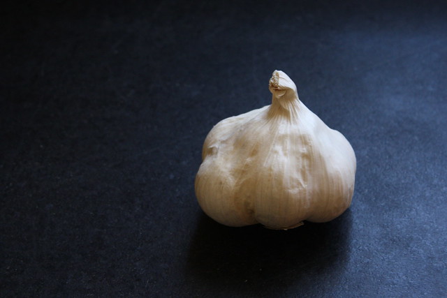 Garlic on Soapstone