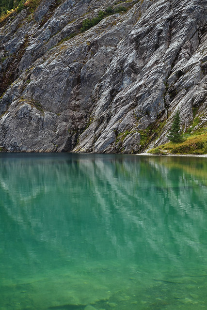 Watson Lakes have aqua-green glacial water
