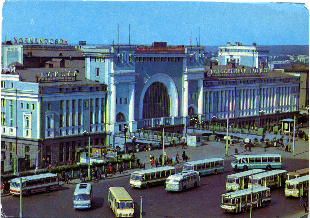 Новосибирск. Железнодорожный вокзал. ~ Novosibirsk. Railwa… | Flickr