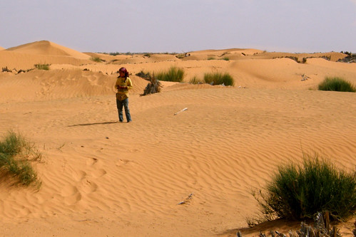 travel bridge landscape sand child desert tunis olympus berber viaggi deserto sabbia berberi bamini bambinaberbera gabrielefontana