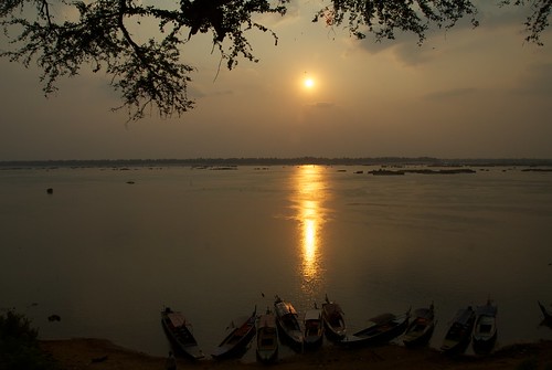 sunset river mekong