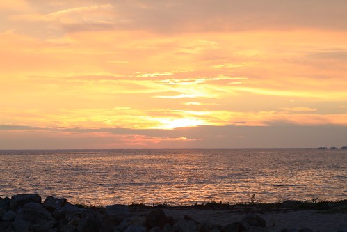 sunset news beach virginia rocks huntington newport