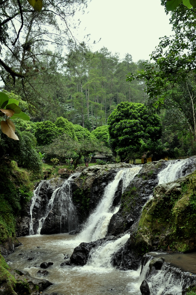 LEMBANG waterfall Taman Wisata Alam Maribaya Jo H