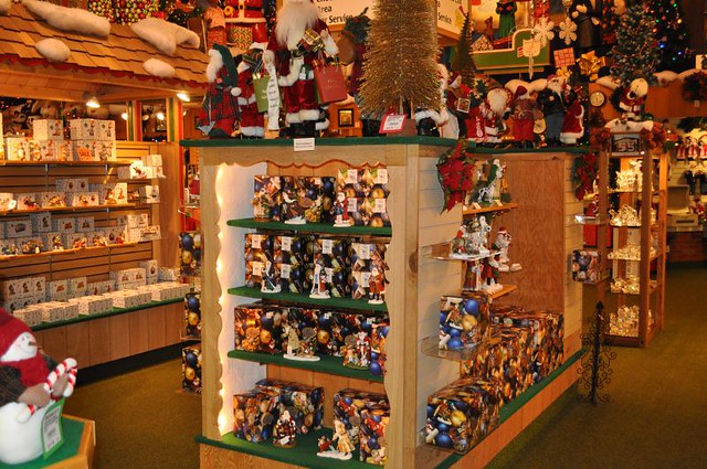 Bronners Christmas Store - Frankenmuth Michigan