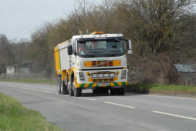 C W Griffiths Volvo tipper FO9009 pulls away from the Dolyhir / Strinds complex
