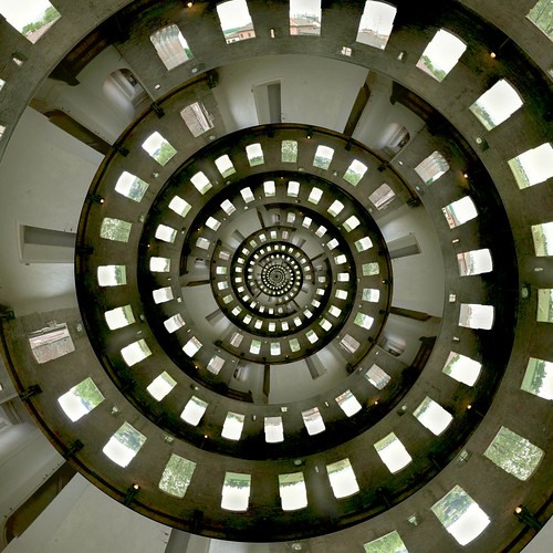 windows distortion tower spiral rocca spirale babele babel droste recursivity dozza tonemapping mathmap tufuse