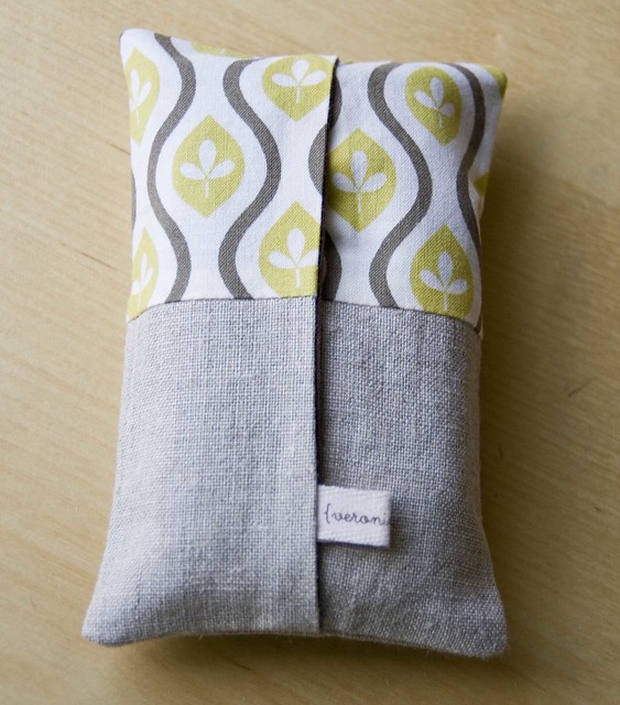 Arcadia Tissue Cozy with Linen